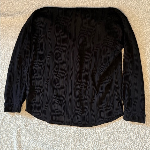 Kaleigh Black Button Up Blouse Size Medium - Picture 9 of 15